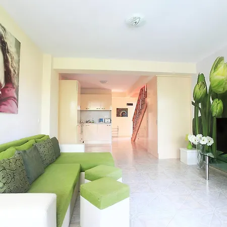 Deluxemaisonettes In Panoramic Roof Complex Apartment